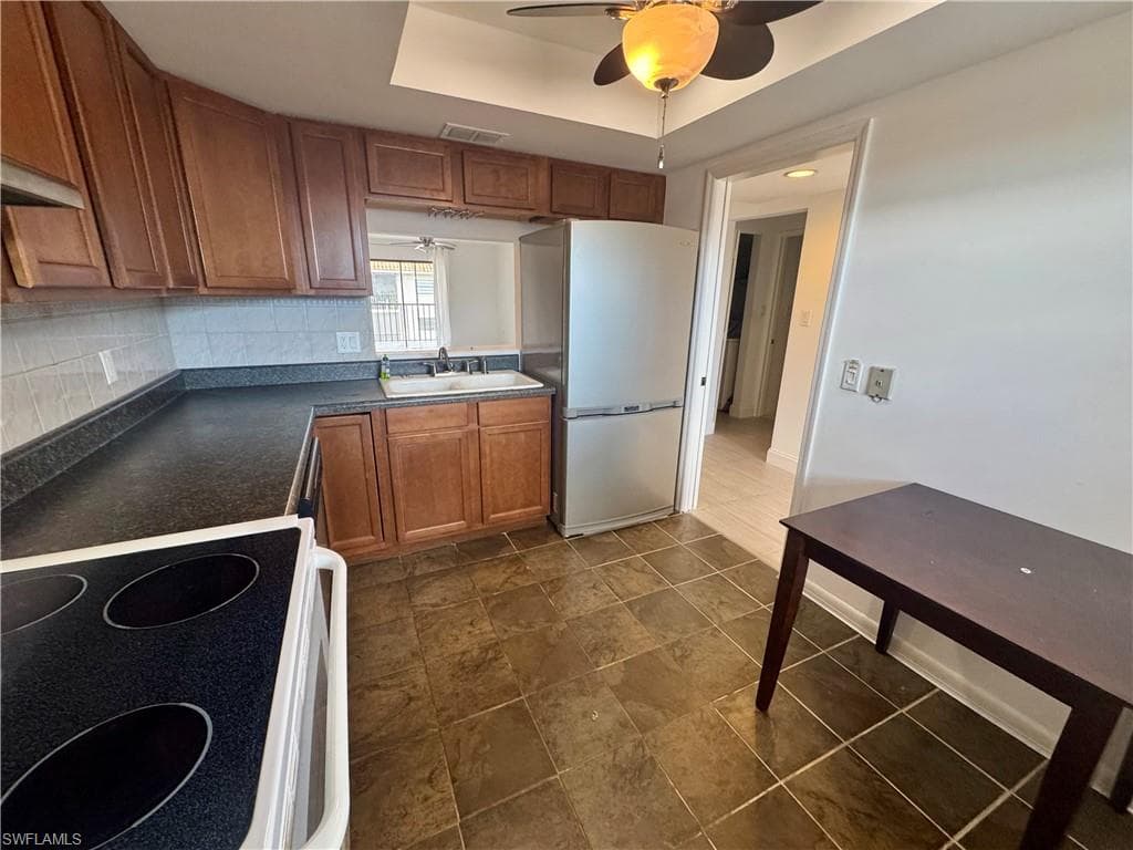 9395 Pennsylvania AVE 37-4