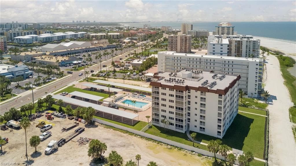 6900 Estero BLVD 701-26