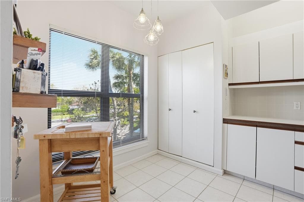 309 La Peninsula BLVD 309-16