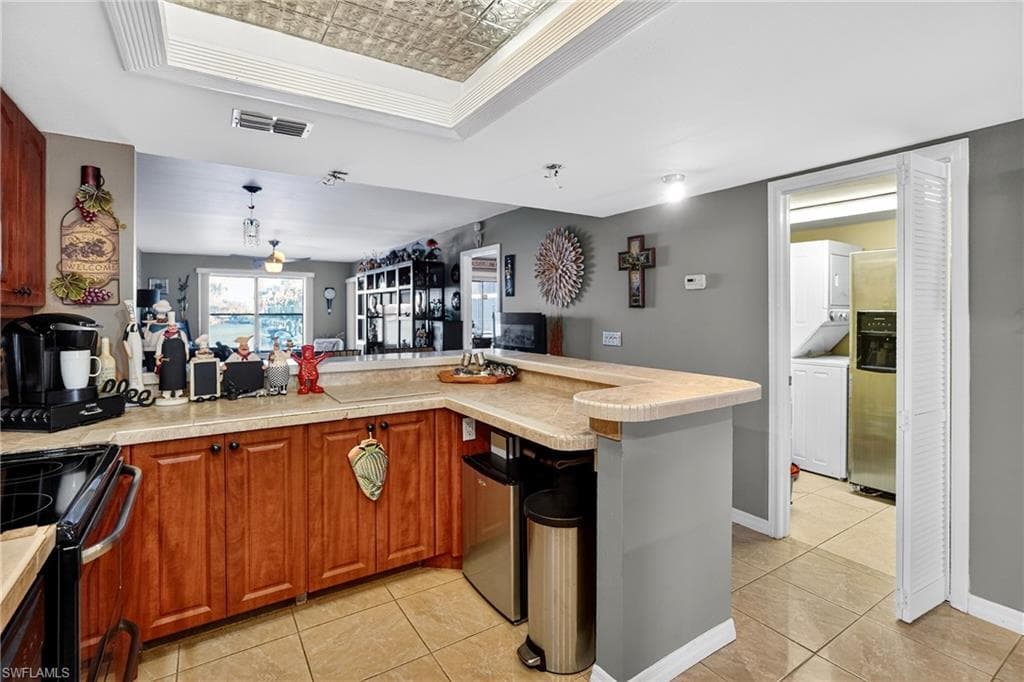 123 SW 47th TER 102-4