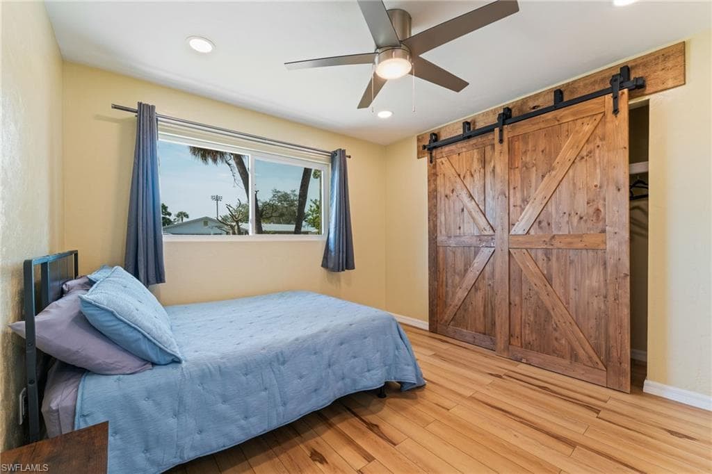 1006 April LN-20