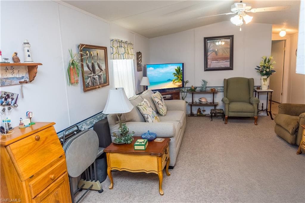 12130 Palm DR-16