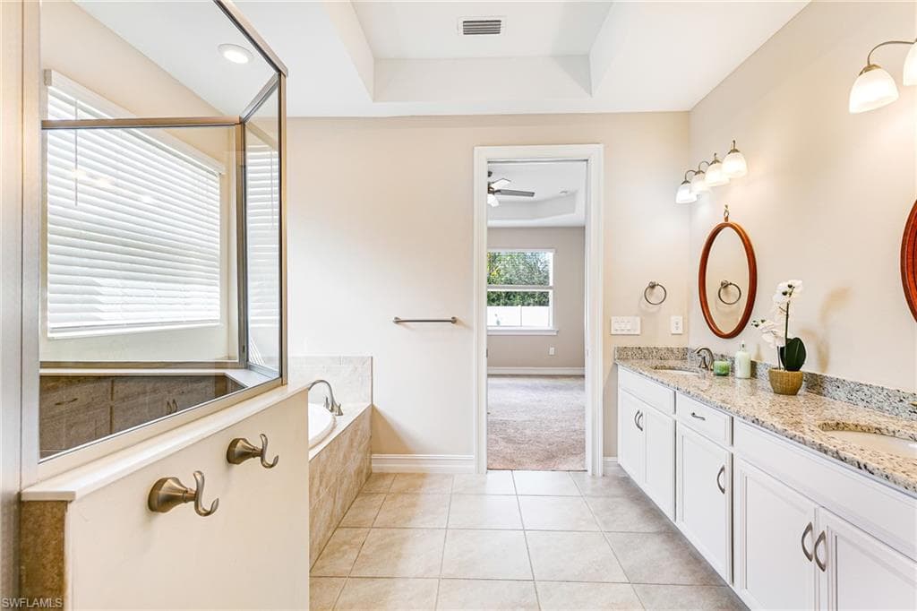3028 Royal Gardens AVE-28