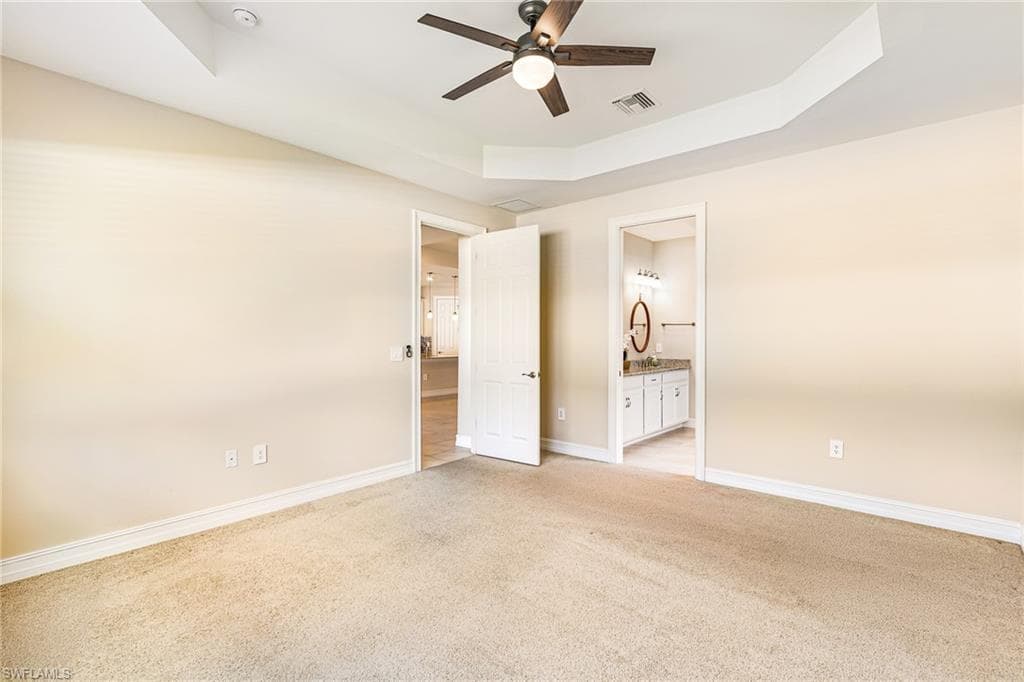 3028 Royal Gardens AVE-31
