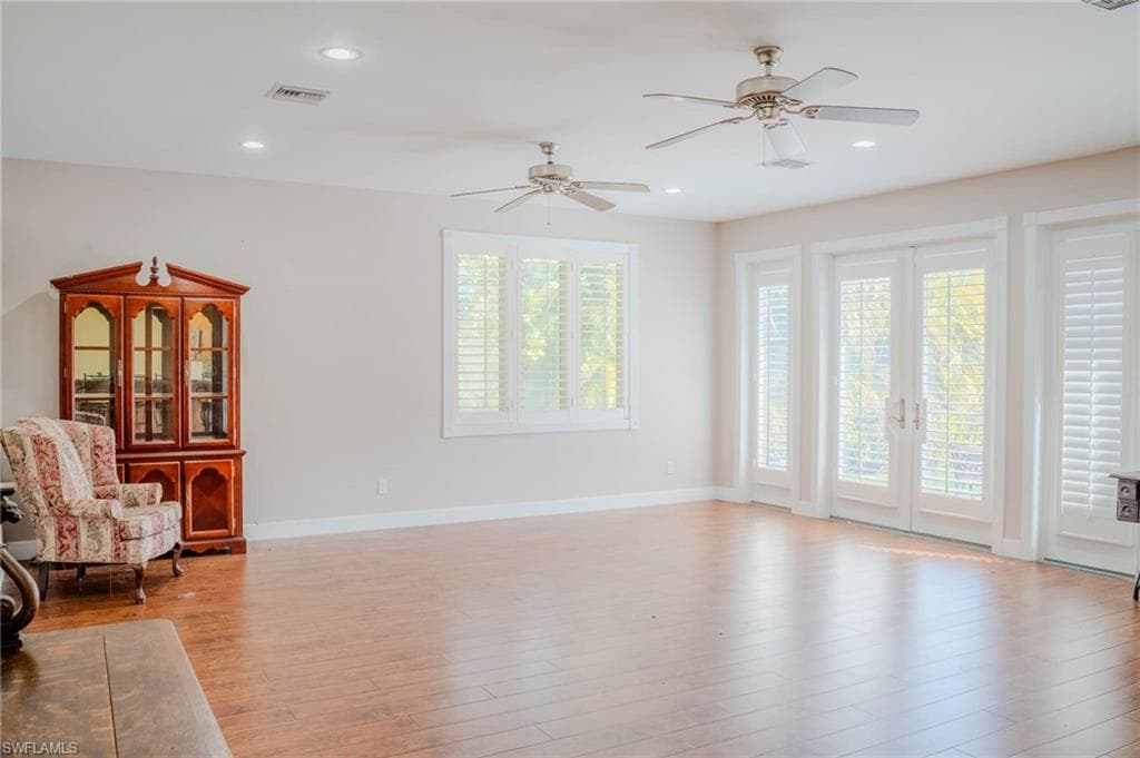 25335 Pinson DR-26