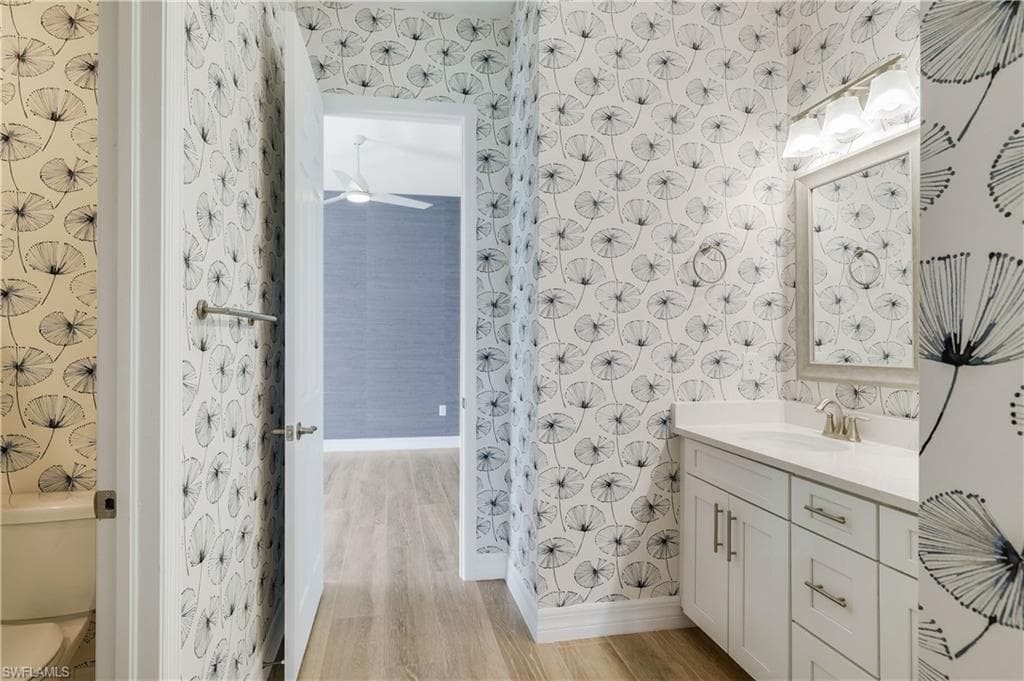 13528 Blue Bay CIR-23