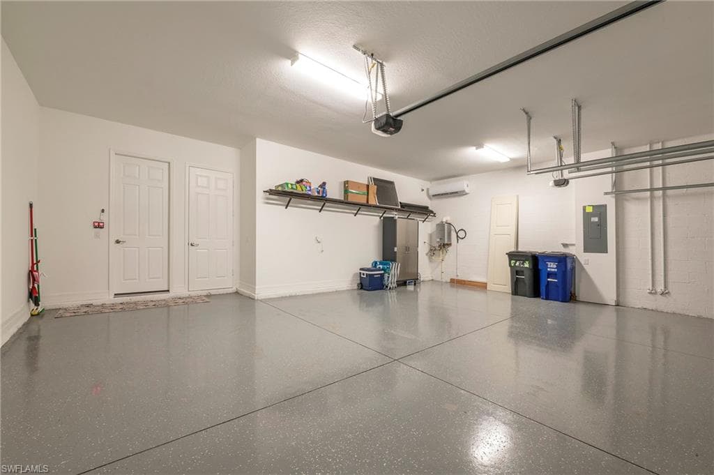 13528 Blue Bay CIR-28