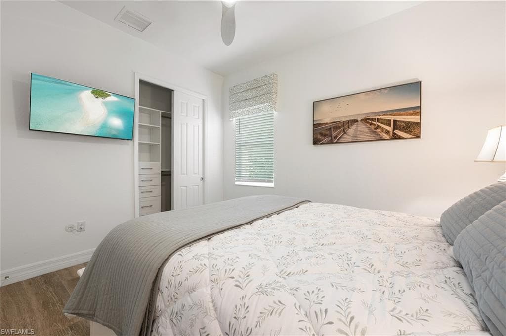 13528 Blue Bay CIR-25