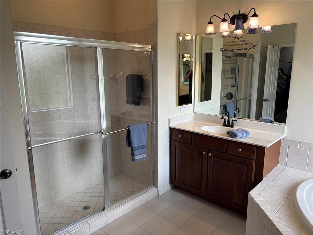 11491 Axis Deer LN-21