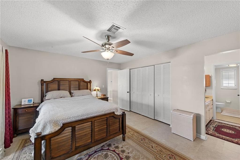 84 Glades BLVD 2-15