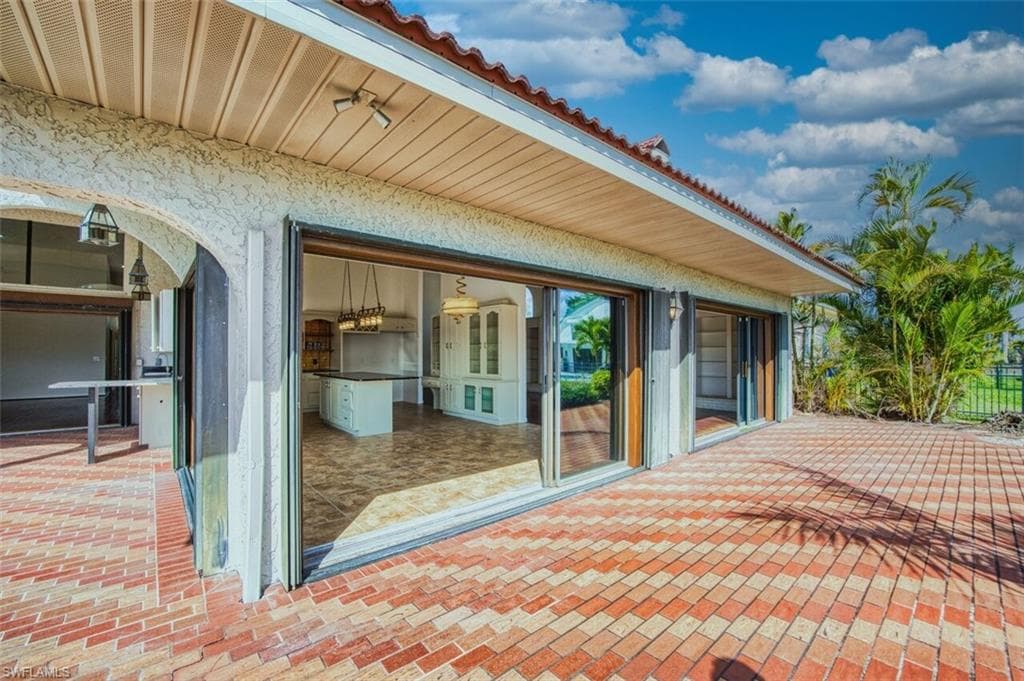 6896 Erin Marie CT-46