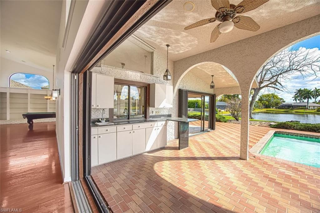 6896 Erin Marie CT-15