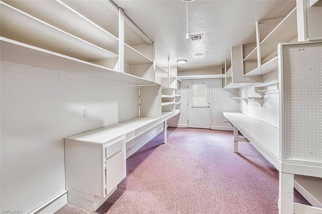 6896 Erin Marie CT-44