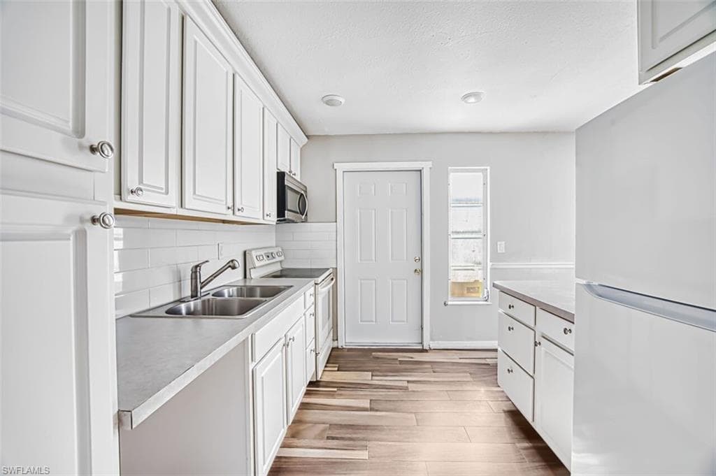 42 Temple CT-7