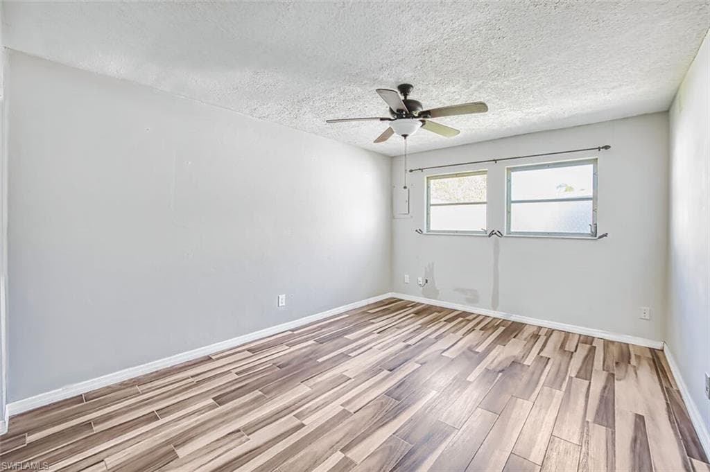 42 Temple CT-9