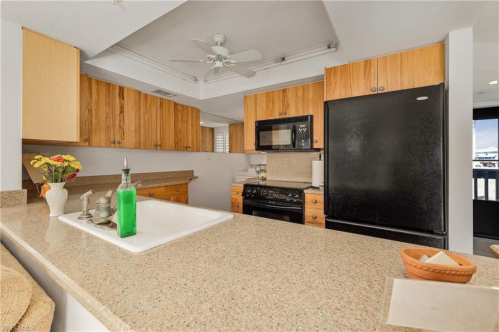 5411 Blue Crab CIR 4-13