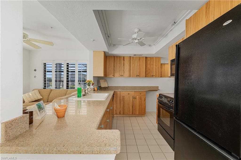 5411 Blue Crab CIR 4-12