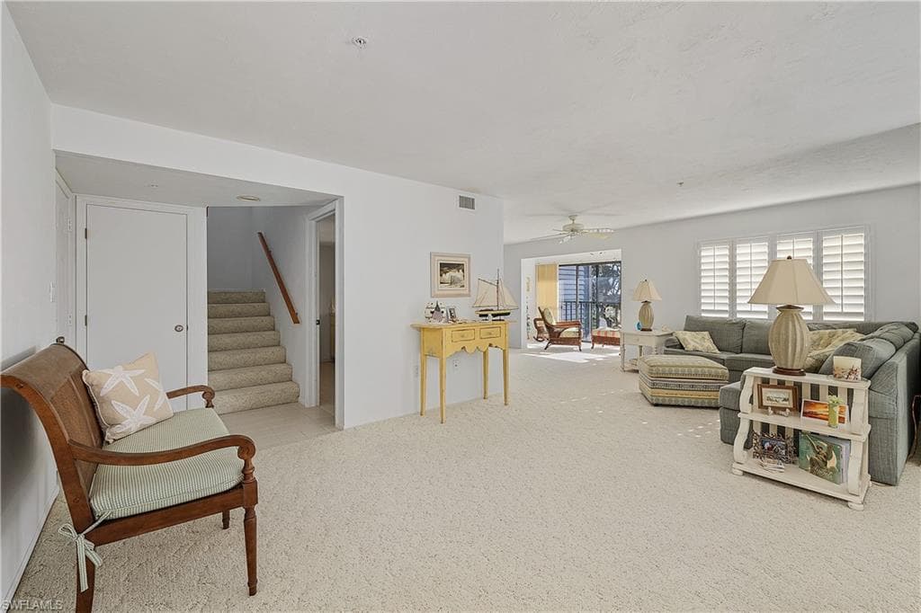 5411 Blue Crab CIR 4-9