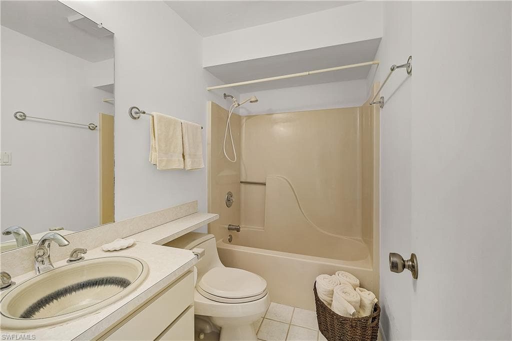 5411 Blue Crab CIR 4-19
