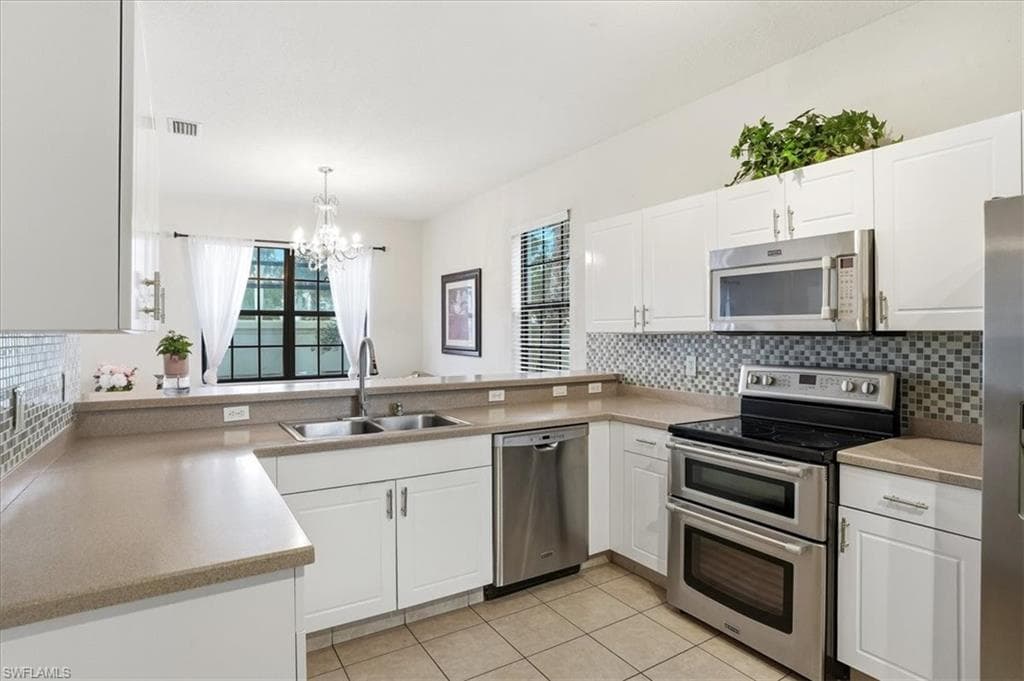 7576 Bristol CIR-10