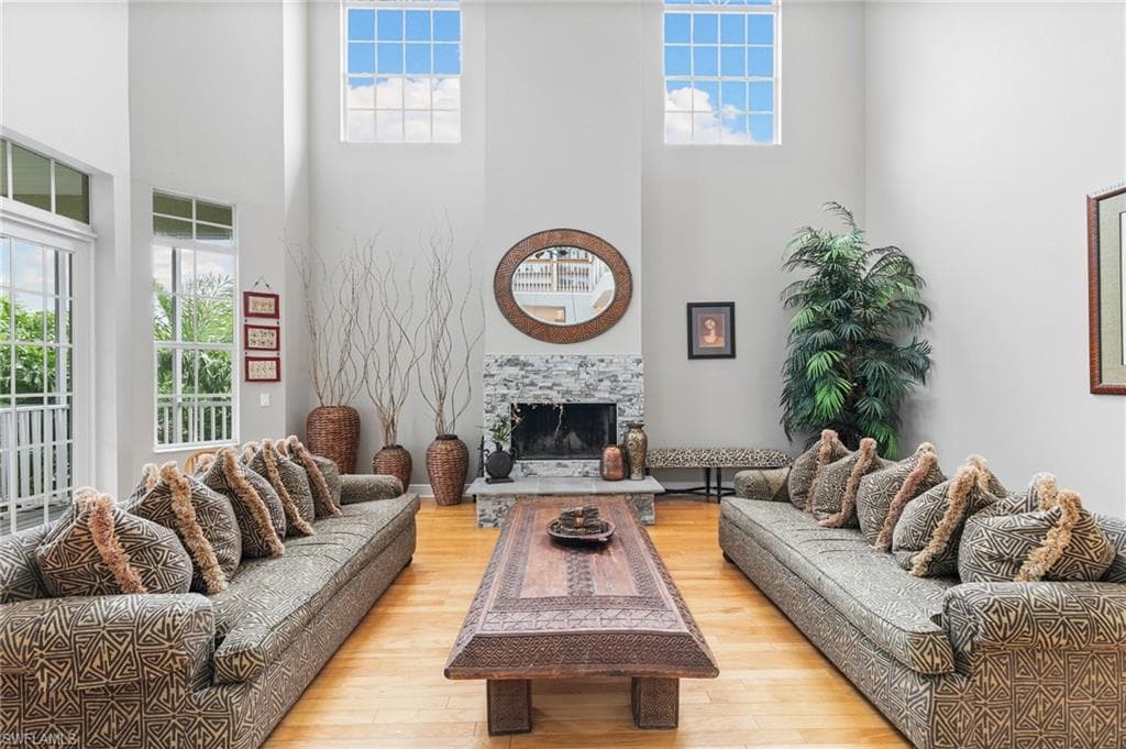 1927 Sheffield AVE-22