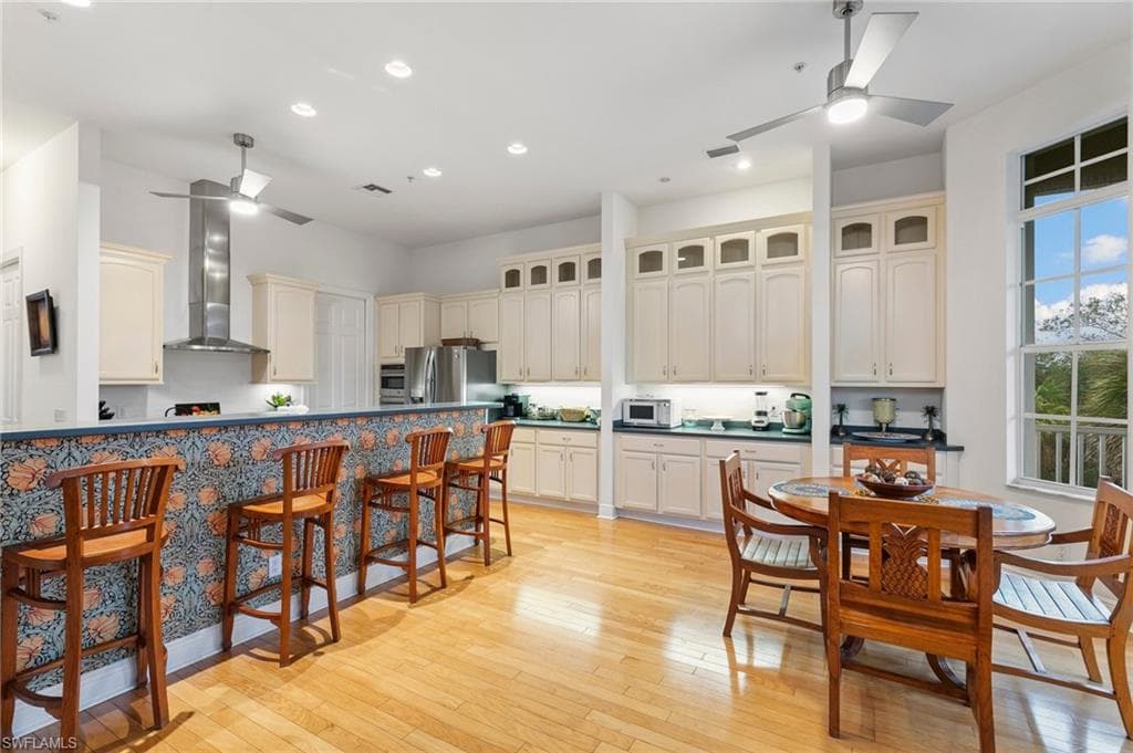 1927 Sheffield AVE-9