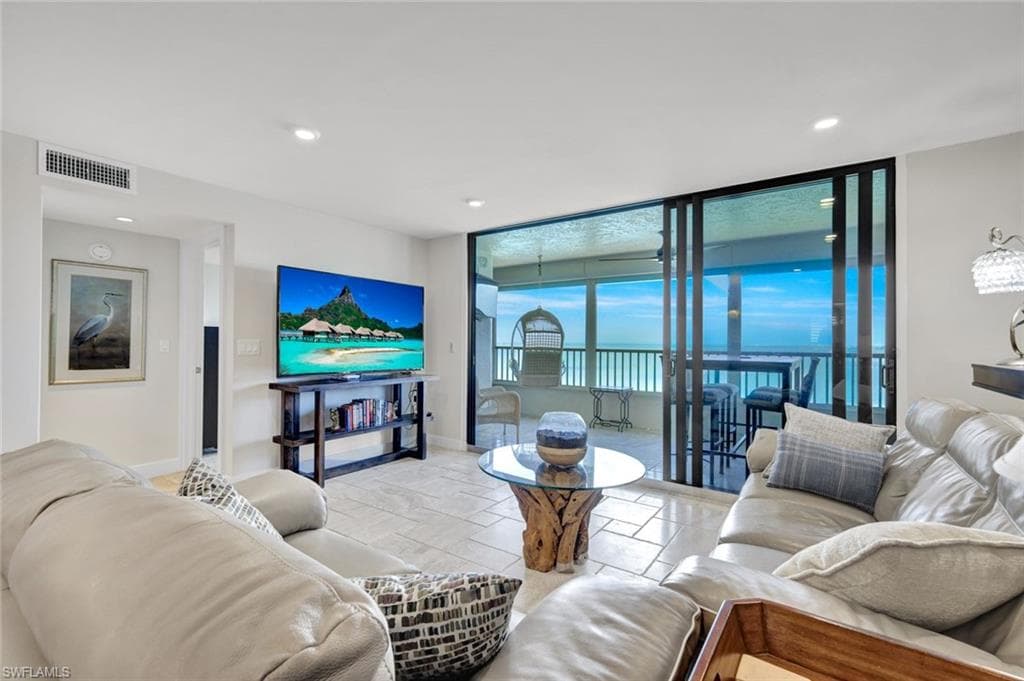 15021 Punta Rassa RD 903-6