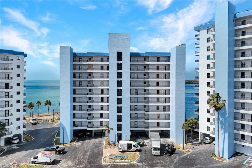 15021 Punta Rassa RD 903-29