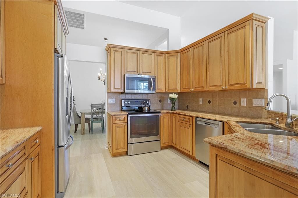 7699 Groves RD-11