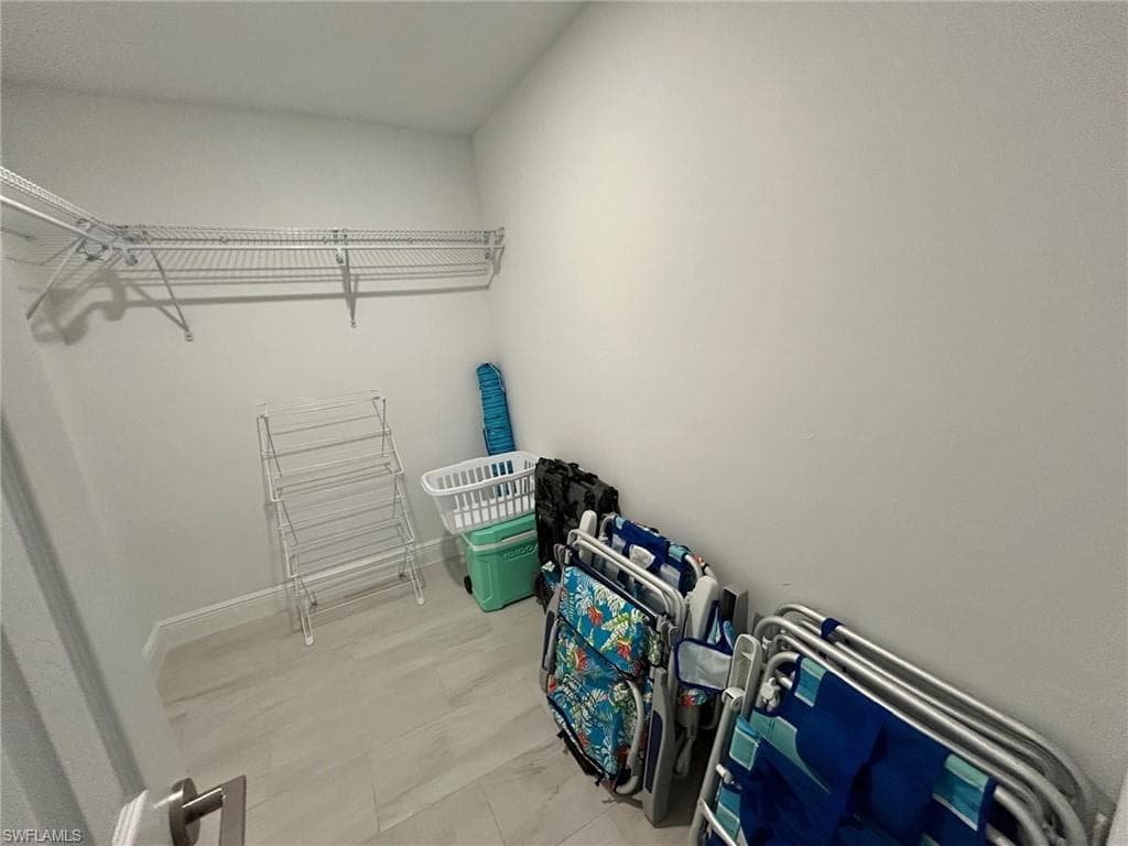 5117 Sea Bell RD E104-20