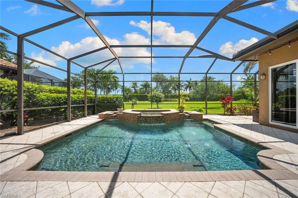 7692 Cottesmore DR-25