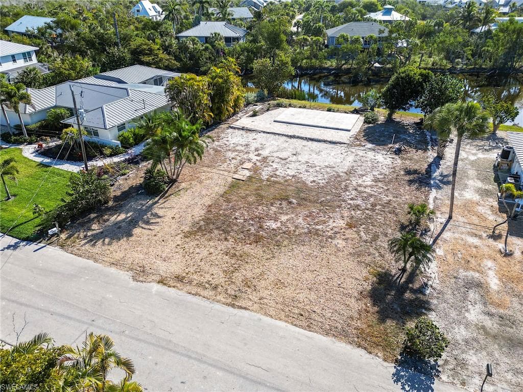 1016 Fish Crow RD-4