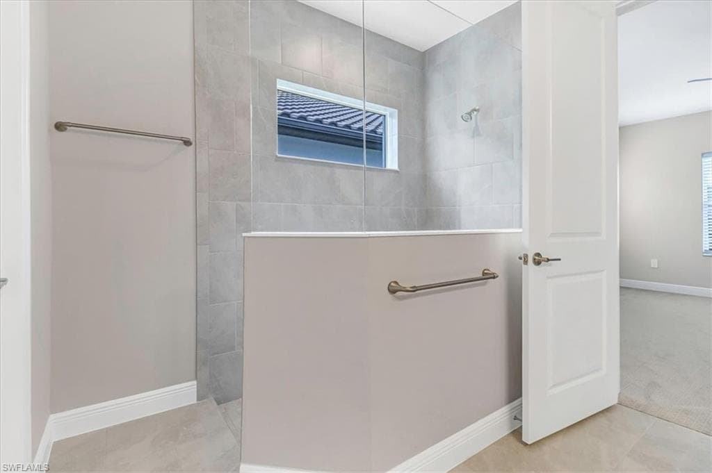 4652 Centaurus CIR-17