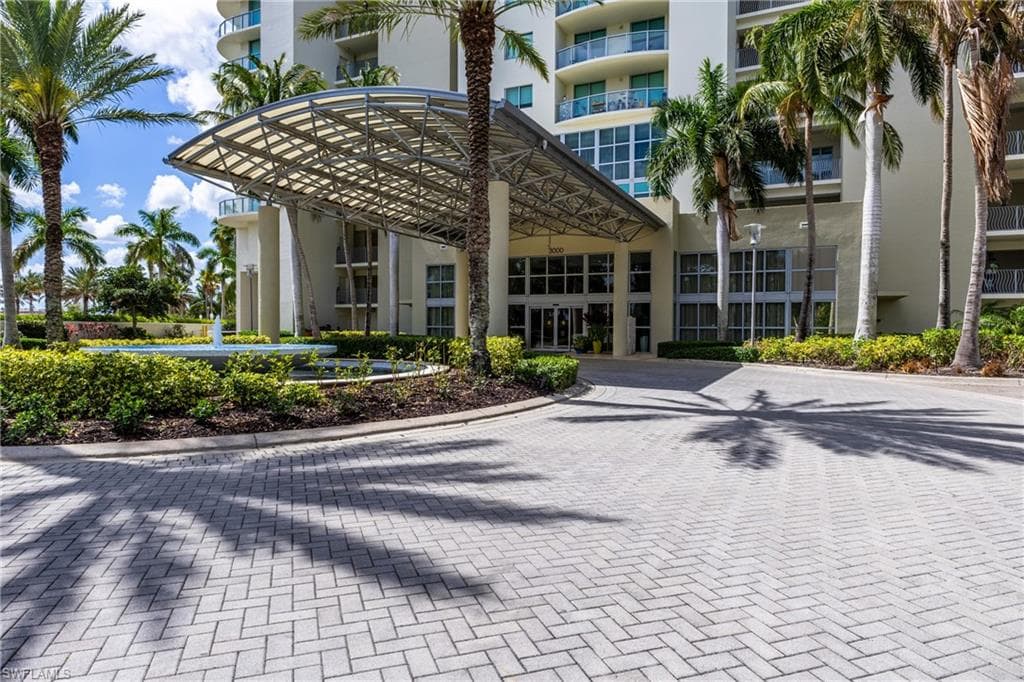 3000 Oasis Grand BLVD 2405-4