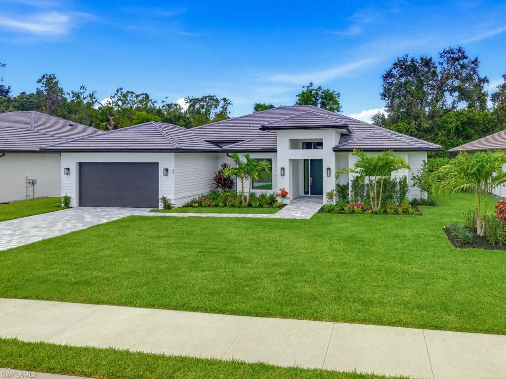 67 Willowick DR-33