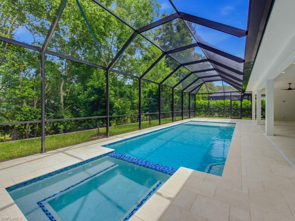 67 Willowick DR-29