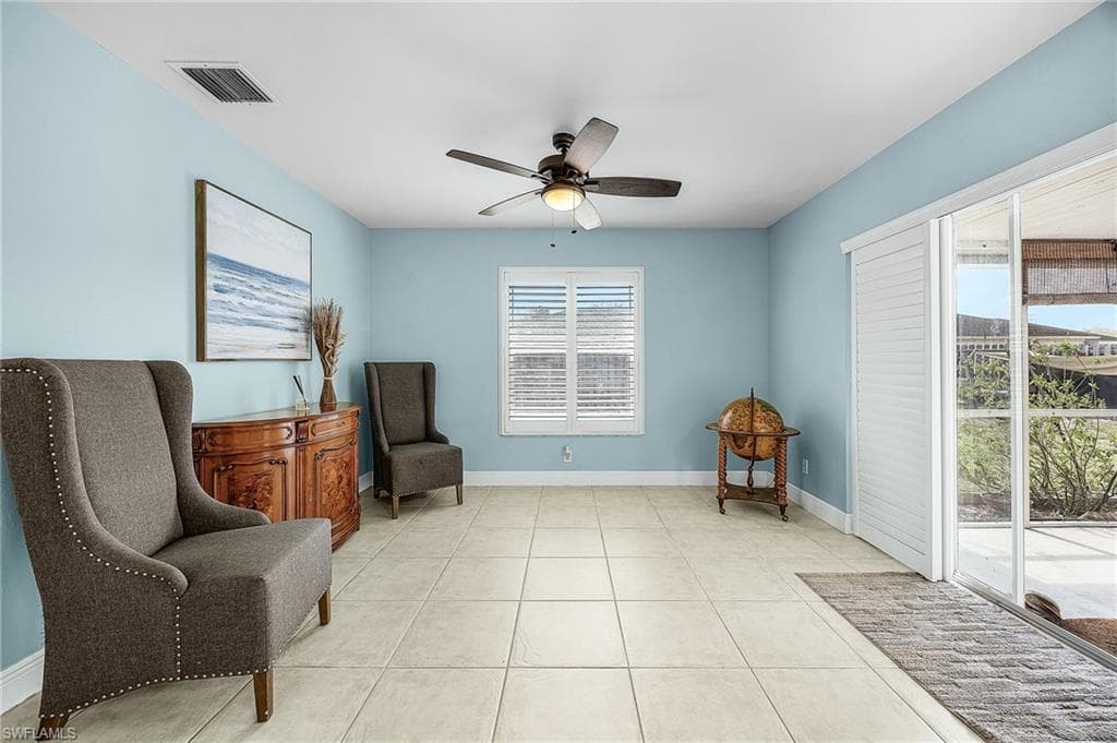 15552 Horseshoe LN-12