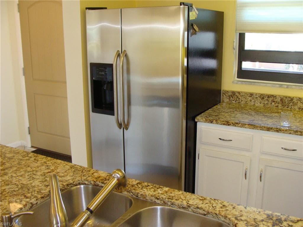 807 River Point DR 201D-5