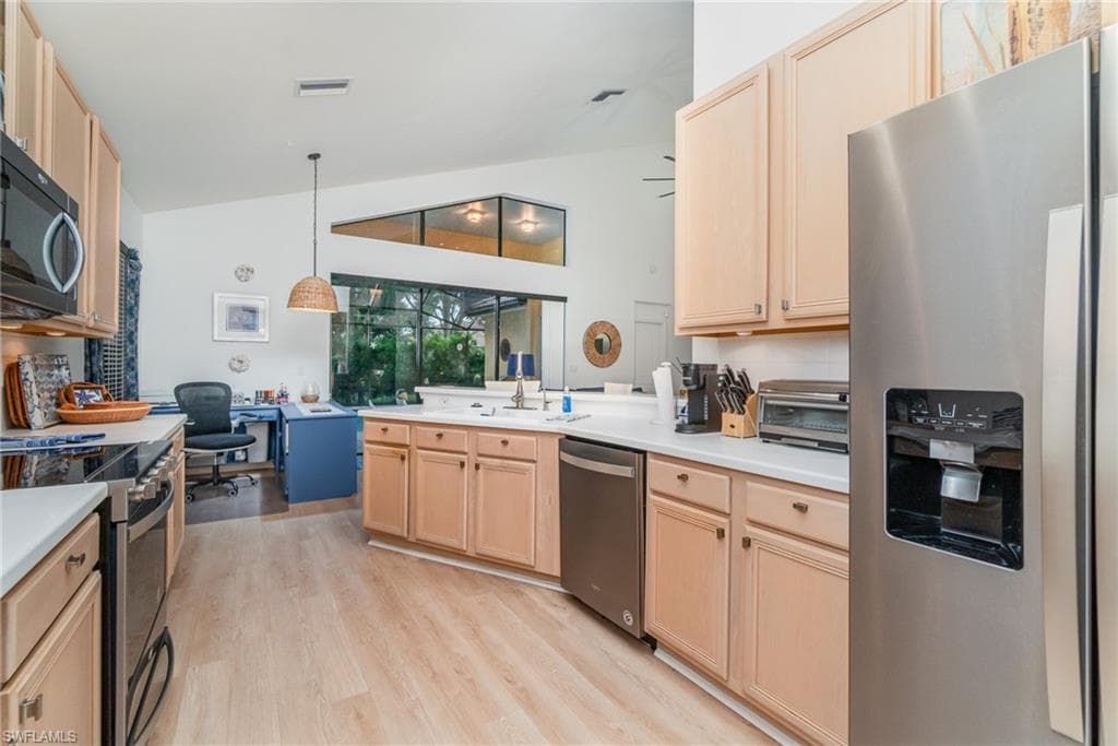 3578 Heron Cove CT-10
