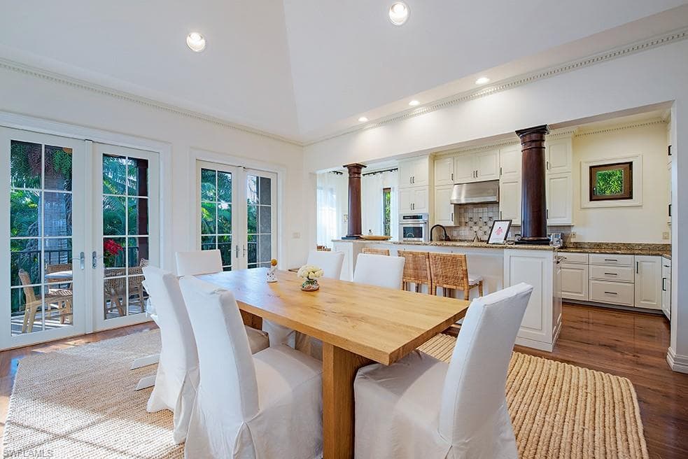 3200 Green Dolphin LN-15