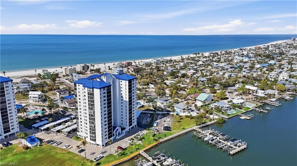 4753 Estero BLVD 502-33