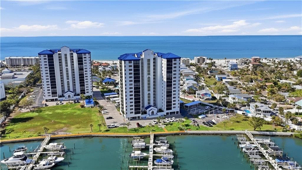 4753 Estero BLVD 502-4