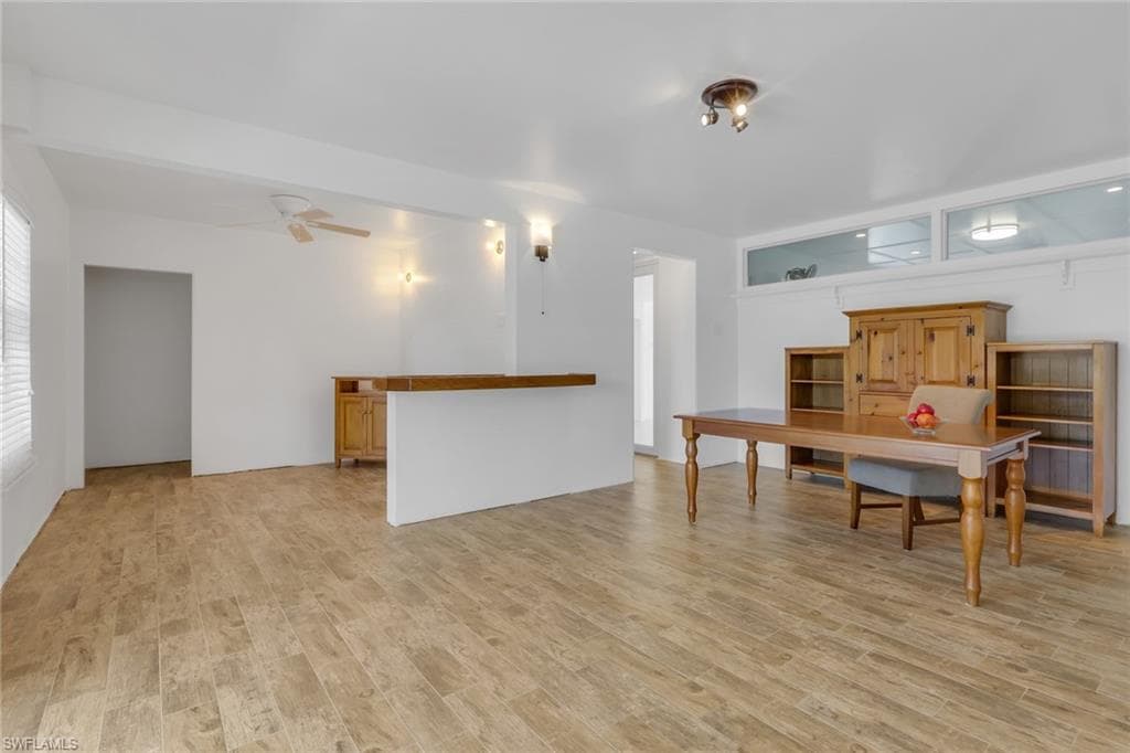27170 Esther DR-32