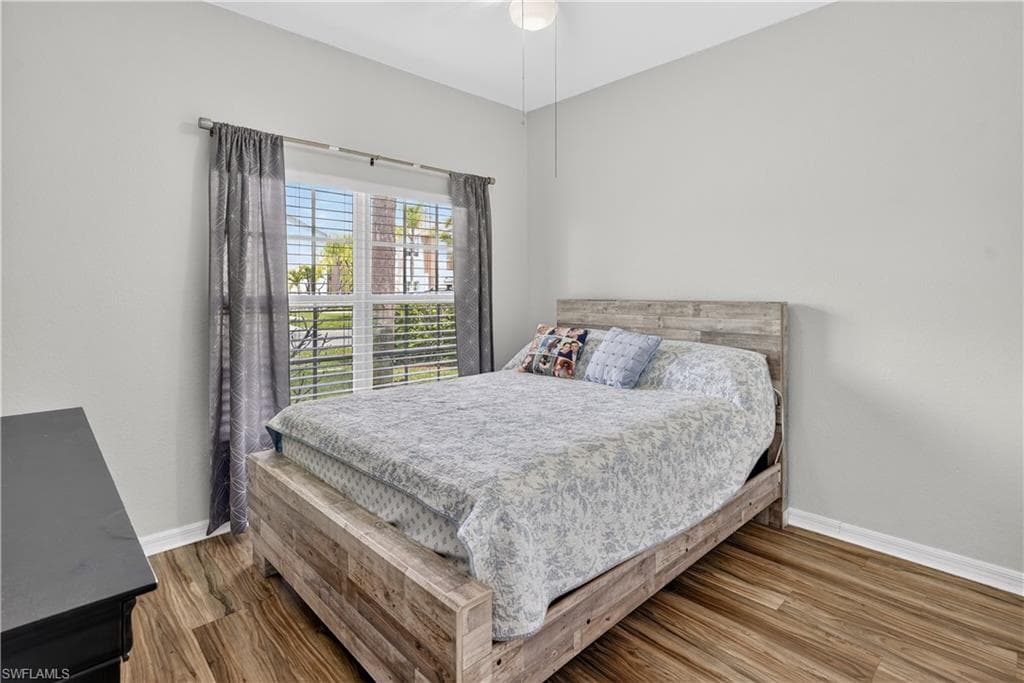 9689 Pineapple Preserve CT-28