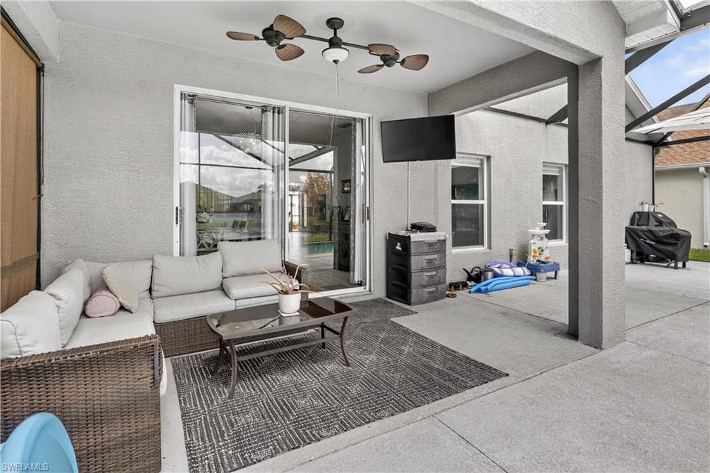9689 Pineapple Preserve CT-33