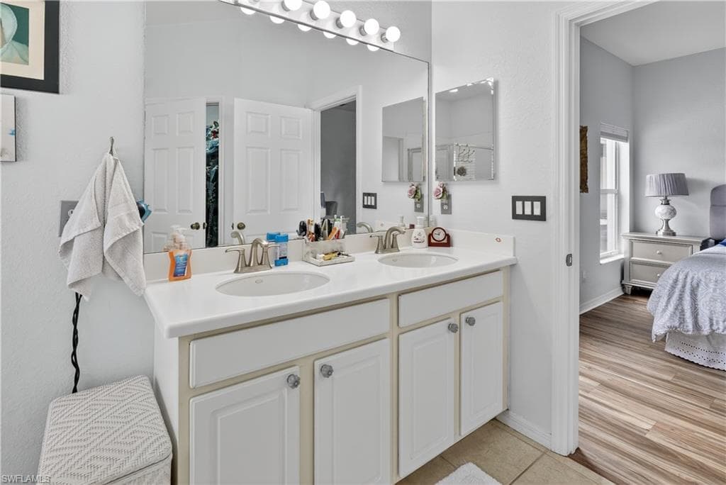 9689 Pineapple Preserve CT-19