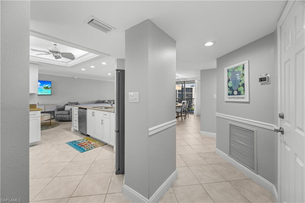 1401 Middle Gulf DR 305R-13
