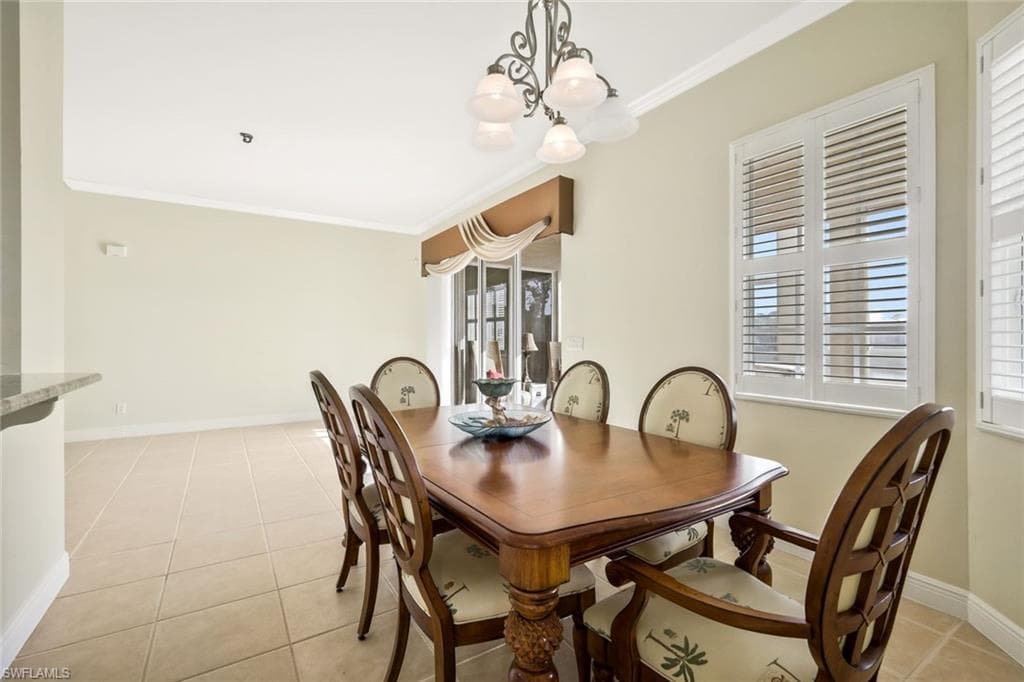13860 Avon Park CIR 104-12