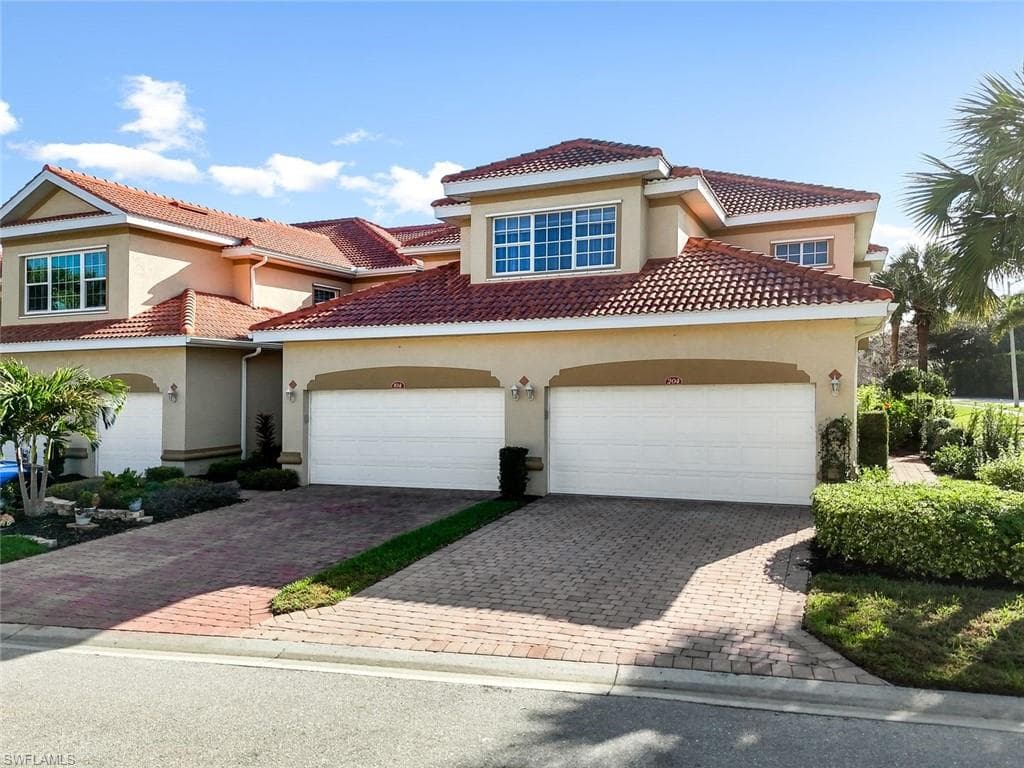 13860 Avon Park CIR 104-1