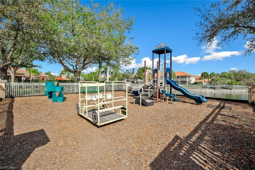 13860 Avon Park CIR 104-37
